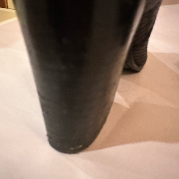 Marc Fisher size 10M booties black - Picture 2 of 5